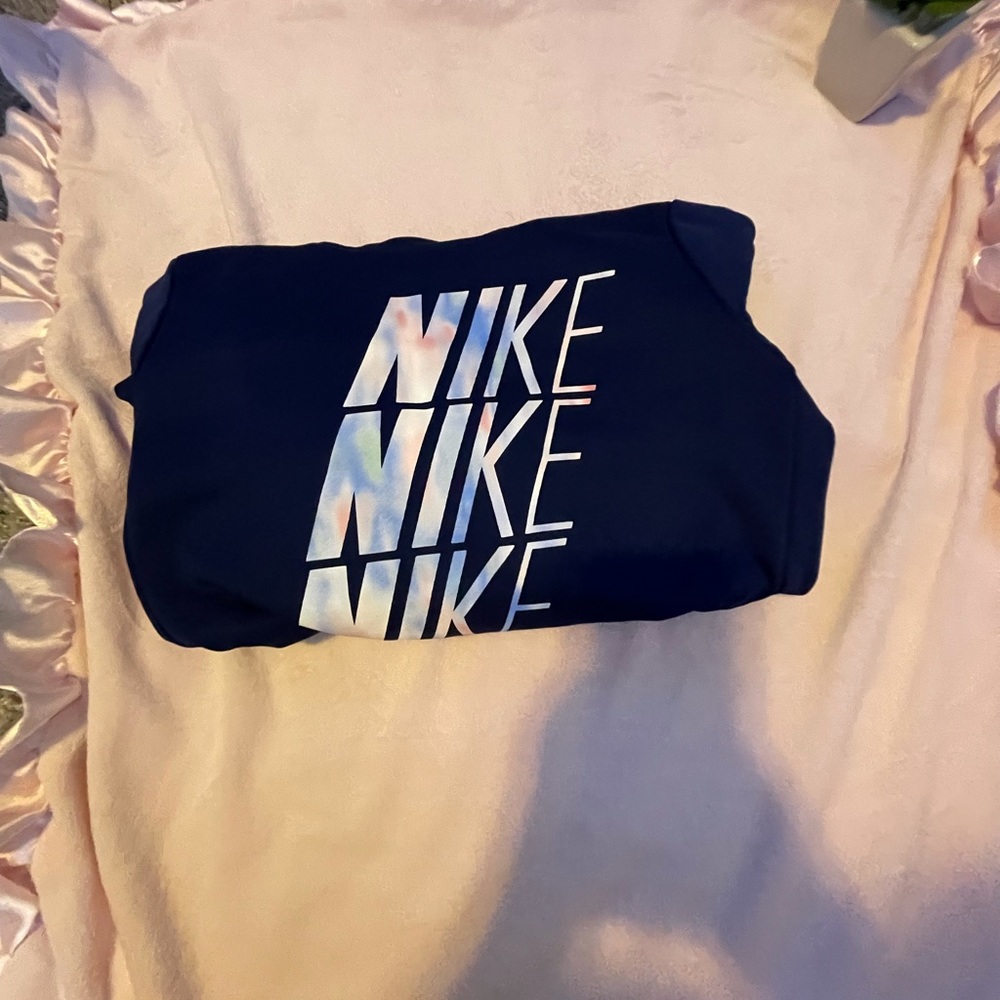 Nike dry fit navy blue sweatshirt